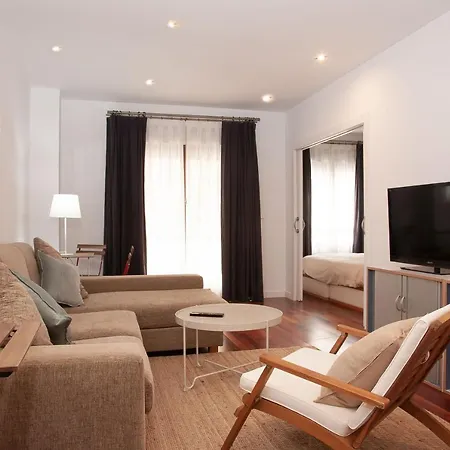 San Policarpo Apartament *